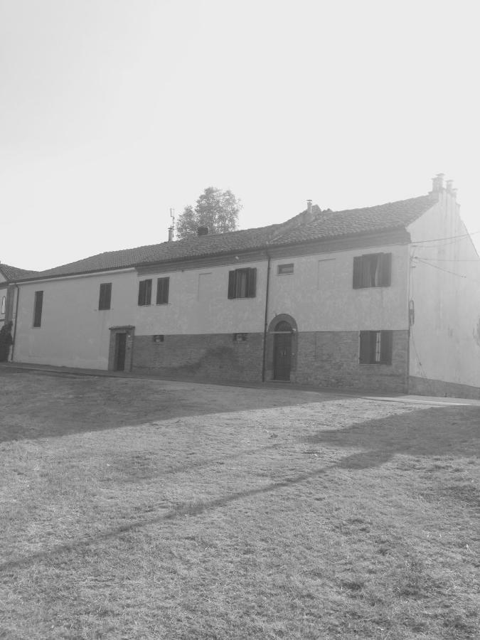 Cascina Maina Villa Diano dʼAlba Eksteriør bilde